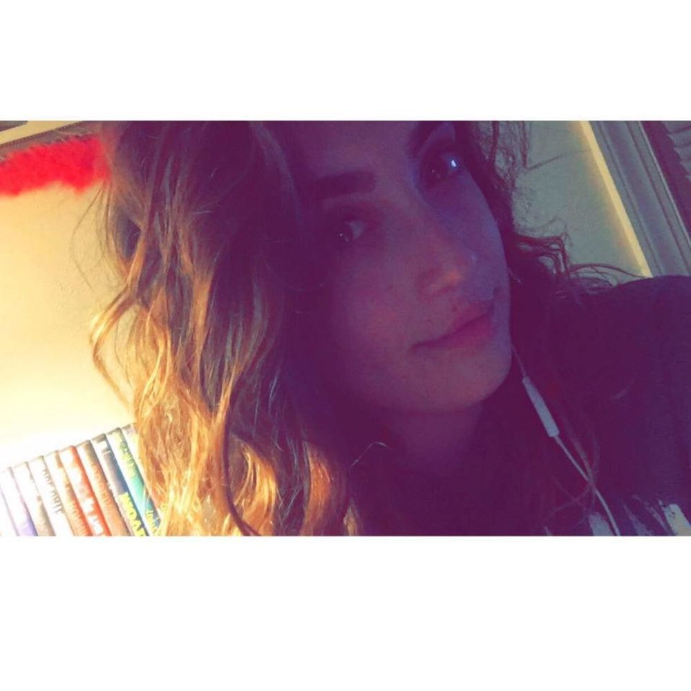 Meet your Posher, Elysiaa